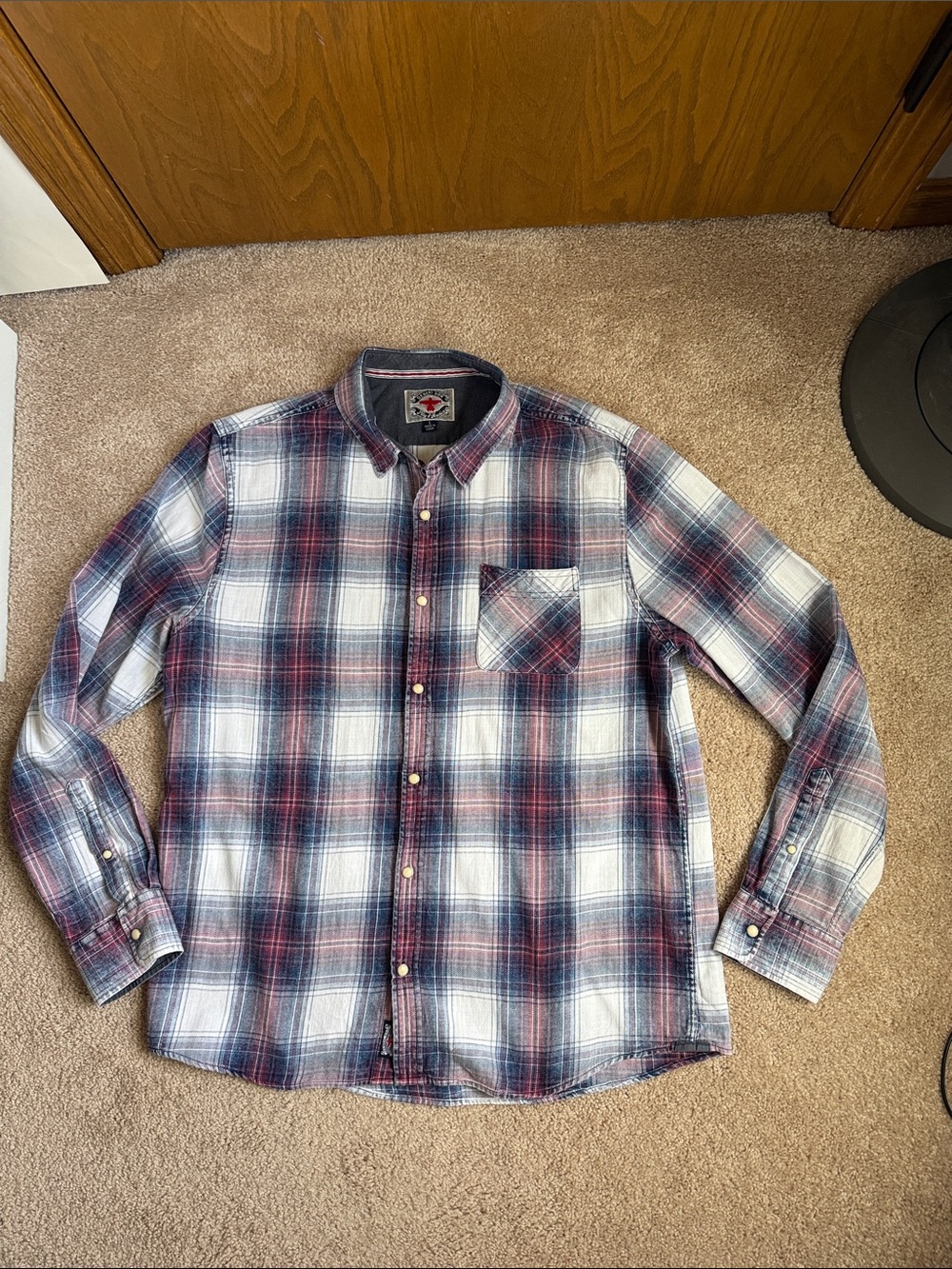 Flag & Anthem “Desert Son" collection plaid flannel button-up shirt. Size Large